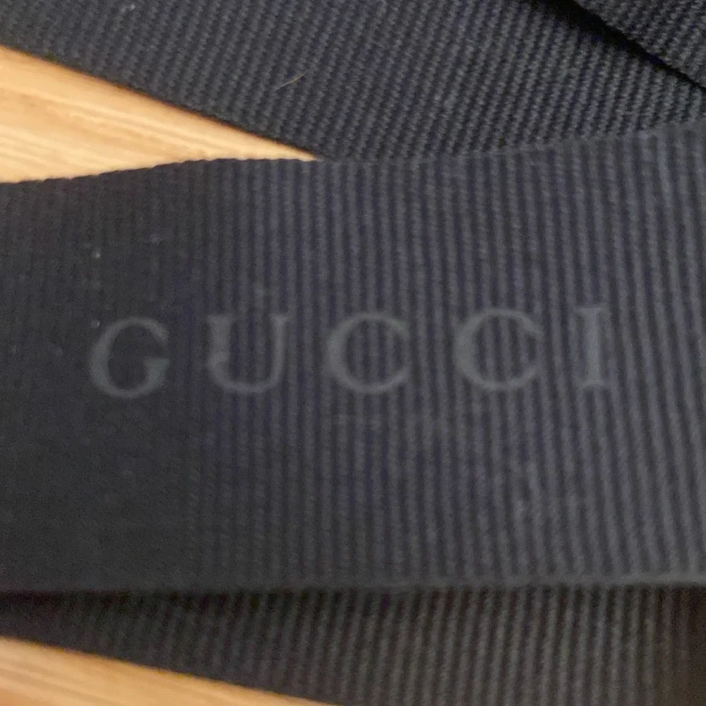 GUCCI black 0;5 x 42” long ribbon
